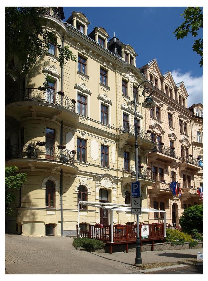 Spa Hotel Cajkovskij KLV Exterior foto